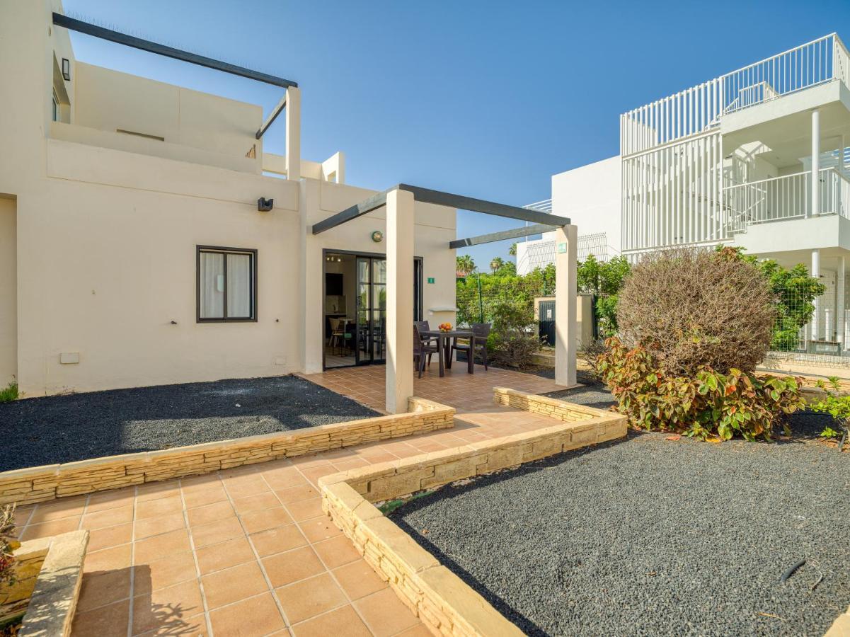 Homeforguest Moderno Apartamento Con Piscina En Corralejo Zewnętrze zdjęcie